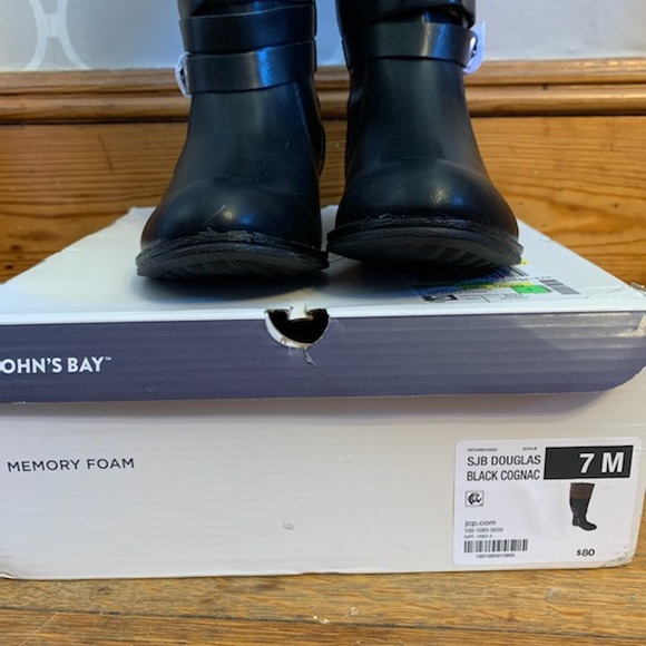 St. John’s Bay Women’s black/brown leather riding boots. - Picture 5 of 5